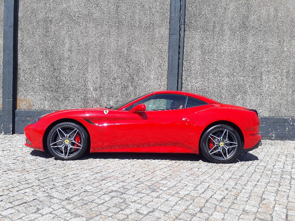 Rent Ferrari Portugal , Lisbon, Porto and Faro - Portugal Top Cars