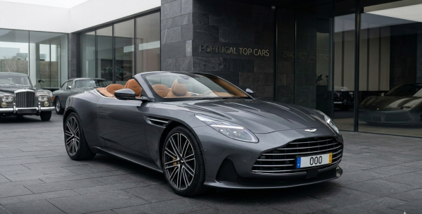 Aston Martin DB 12 Volante