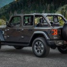RENT JEEP WRANGLER 