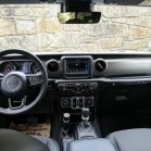 RENT JEEP WRANGLER 