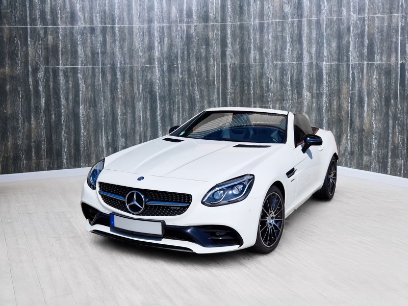 RENT MERCEDES SLC 43 AMG